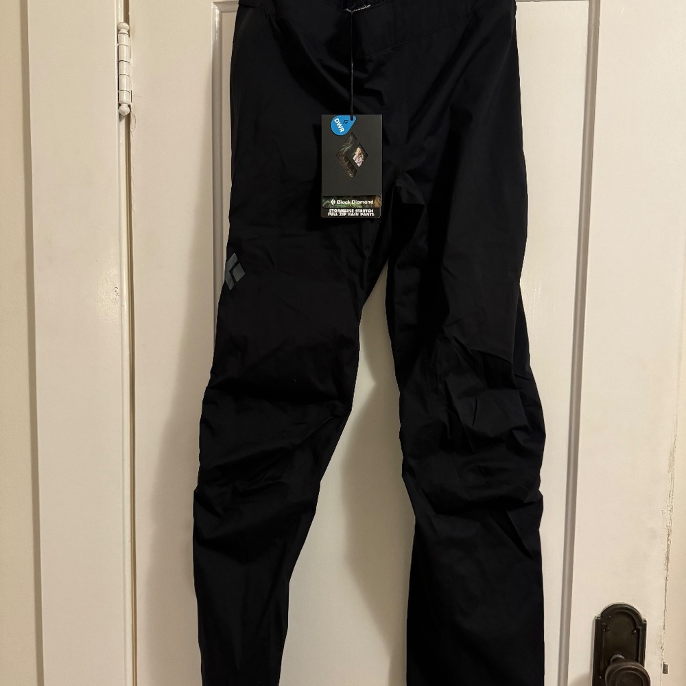 Black Diamond Women's Full Zip Stormline stretch rainpants *BRAND NEW* with tags